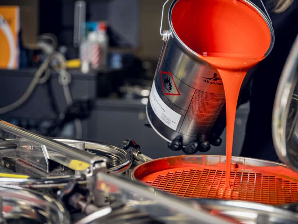 Tinting & Mixing - Paint, Coatings & Inks - Venlo (3)